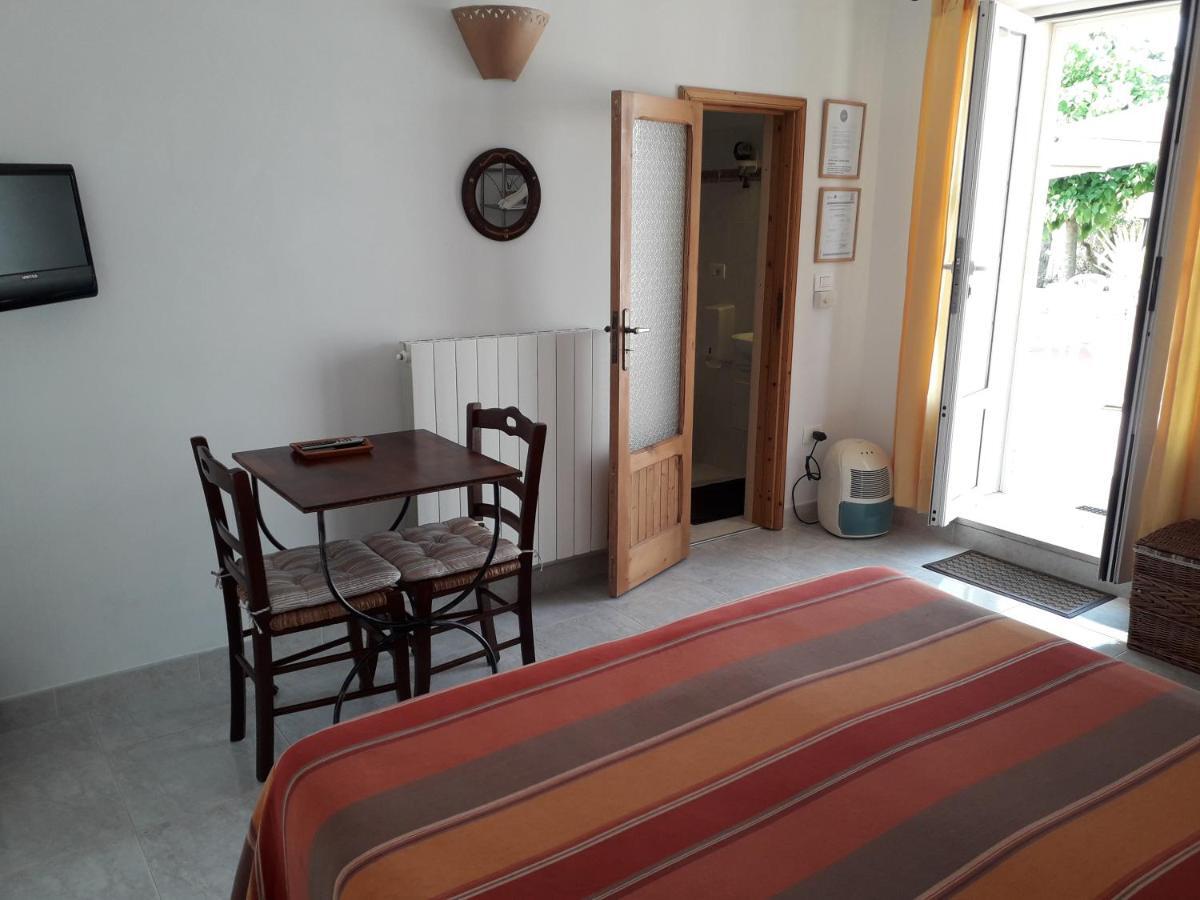 B&B Valle D'Itria Martina Franca Bagian luar foto